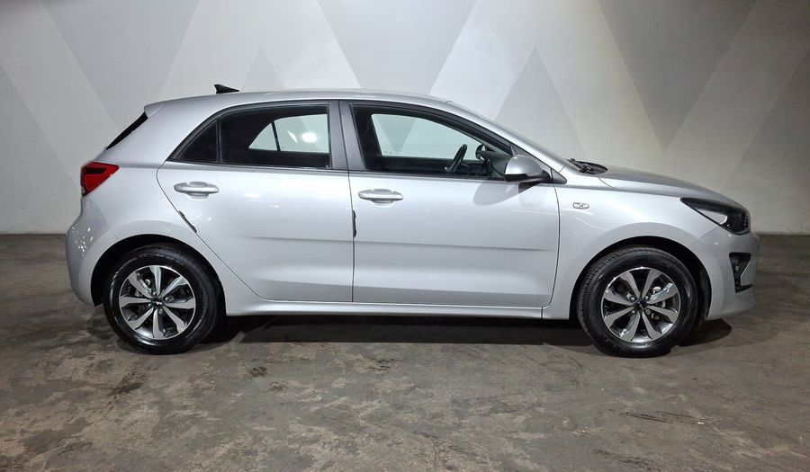 Kia Rio 1.6 LX Hatchback 2022