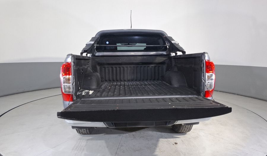 Nissan Np300 2.5 XE TM AC PAQ SEG Pickup 2017