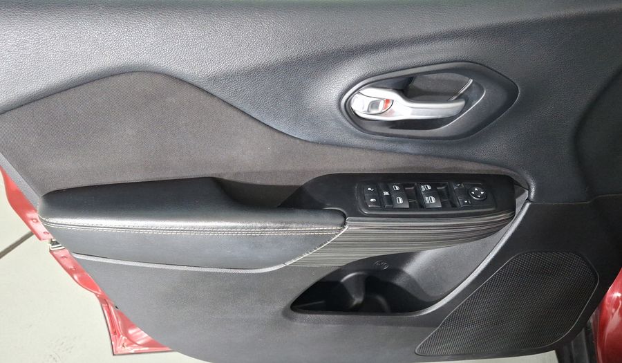 Jeep Cherokee 2.4 LATITUDE Suv 2015