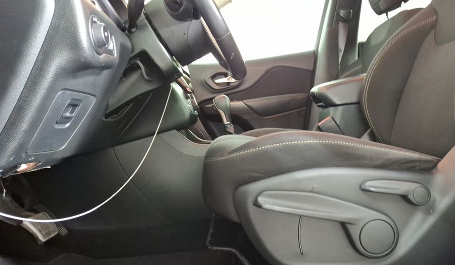 Jeep Cherokee 2.4 LATITUDE Suv 2015