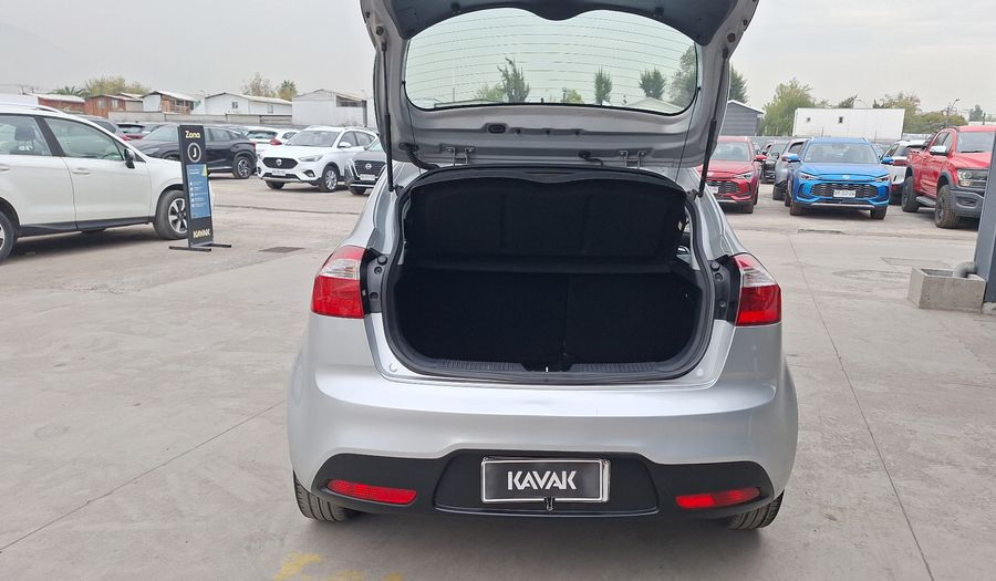Kia Rio 5 1.4 EX AUTO DAB ABS AC 5HB Hatchback 2014