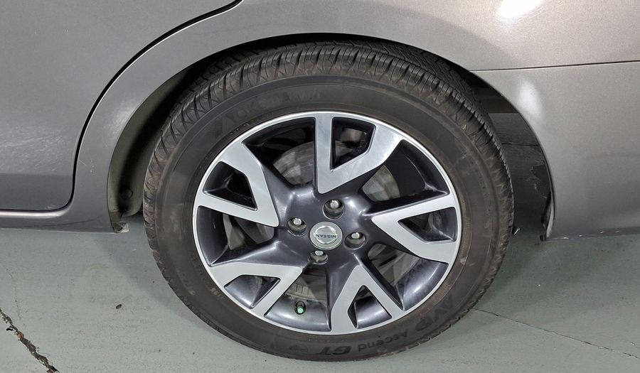 Nissan Versa EXCLUSIVE NAVI AT AC Sedan 2016