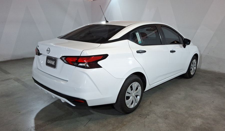 Nissan Versa 1.6 SENSE Sedan 2023