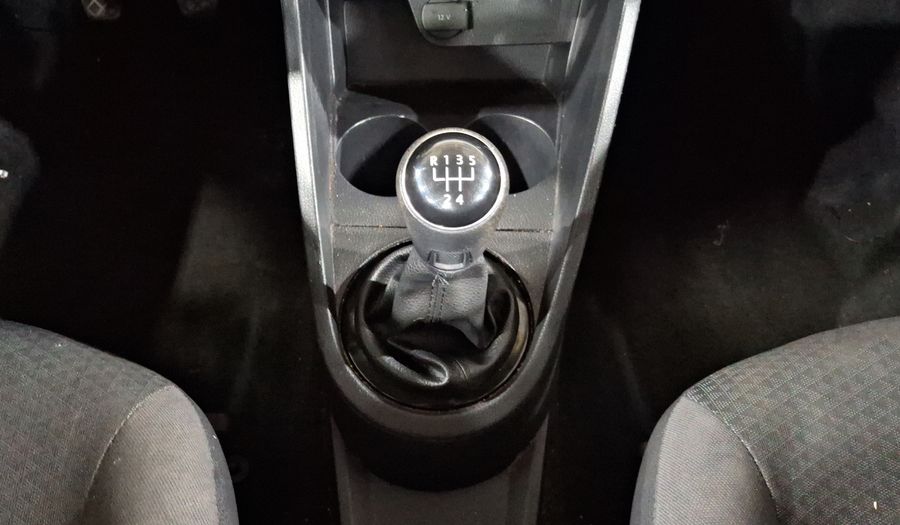 Volkswagen Gol 1.6 SEDAN TRENDLINE Sedan 2017