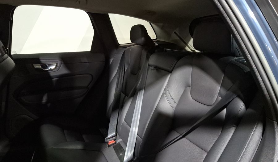 Volvo Xc60 2.0 B5 MHEV PLUS AUTO AWD Suv 2023