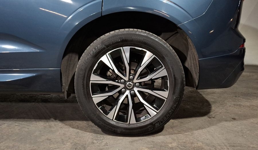 Volvo Xc60 2.0 B5 MHEV PLUS AUTO AWD Suv 2023