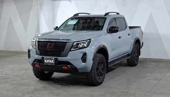 Nissan • Frontier