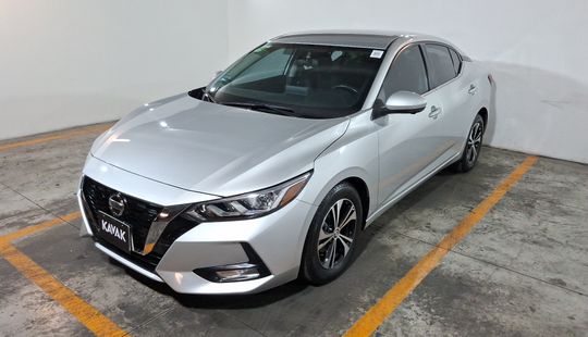 Nissan • Sentra