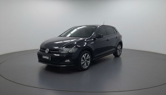 Volkswagen • Polo