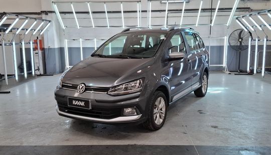 Volkswagen • Suran Cross