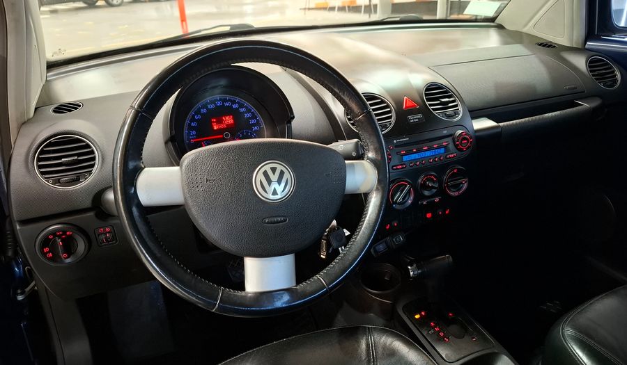 Volkswagen New Beetle 2.0 LUXURY AT Hatchback 2008