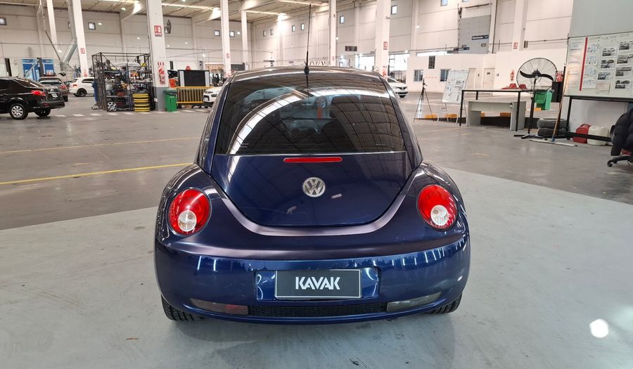Volkswagen New Beetle 2.0 LUXURY AT Hatchback 2008