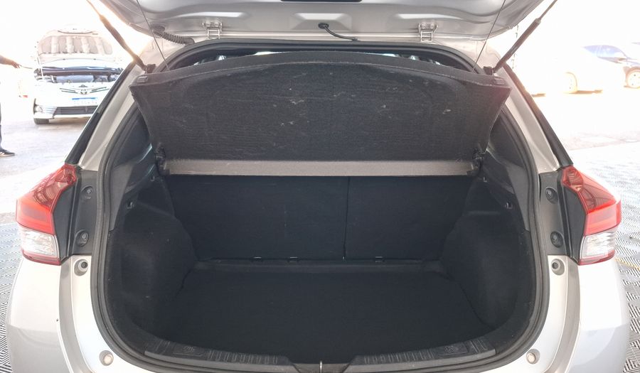 Toyota Yaris 1.5 XLS Hatchback 2020
