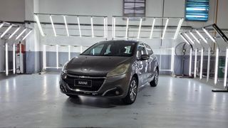 Peugeot 208 1.6 ALLURE