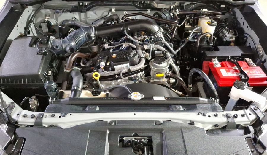Toyota Hilux 2.7 SR DOBLE CABINA Pickup 2023