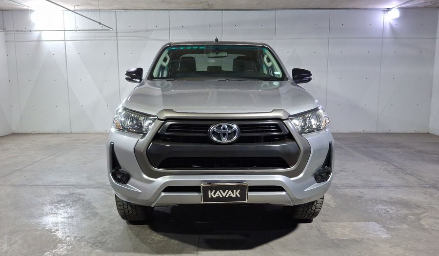 Toyota Hilux 2.7 SR DOBLE CABINA Pickup 2023