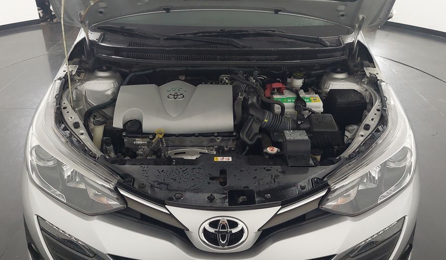 Toyota Yaris 1.5 XLS CONNECT CVT SEDAN Sedan 2022