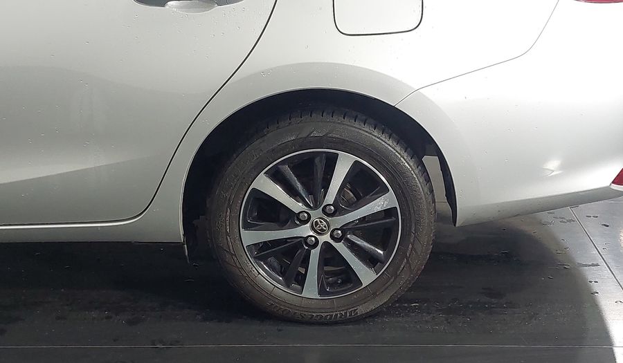 Toyota Yaris 1.5 XLS CONNECT CVT SEDAN Sedan 2022