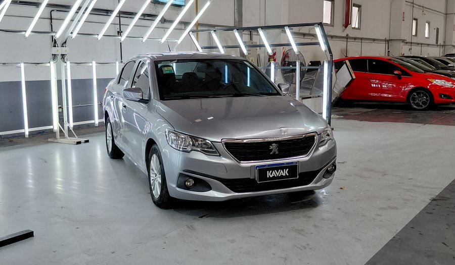 Peugeot 301 1.6 HDI ALLURE Sedan 2019
