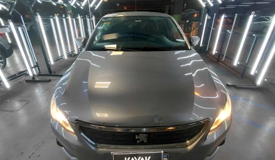 Peugeot 301 1.6 HDI ALLURE Sedan 2019