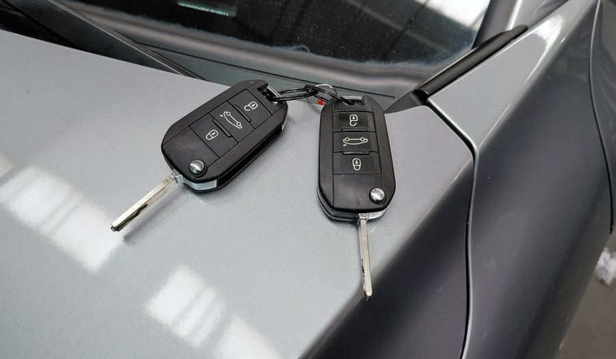 Peugeot 301 1.6 HDI ALLURE Sedan 2019