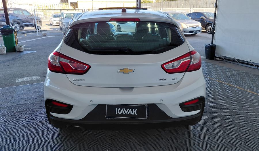 Chevrolet Cruze Ii 1.4 LTZ Hatchback 2017
