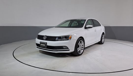 Volkswagen • Jetta