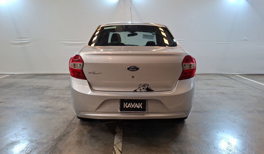 Ford Figo 1.5 FIGO TITANIUM AT Sedan 2017
