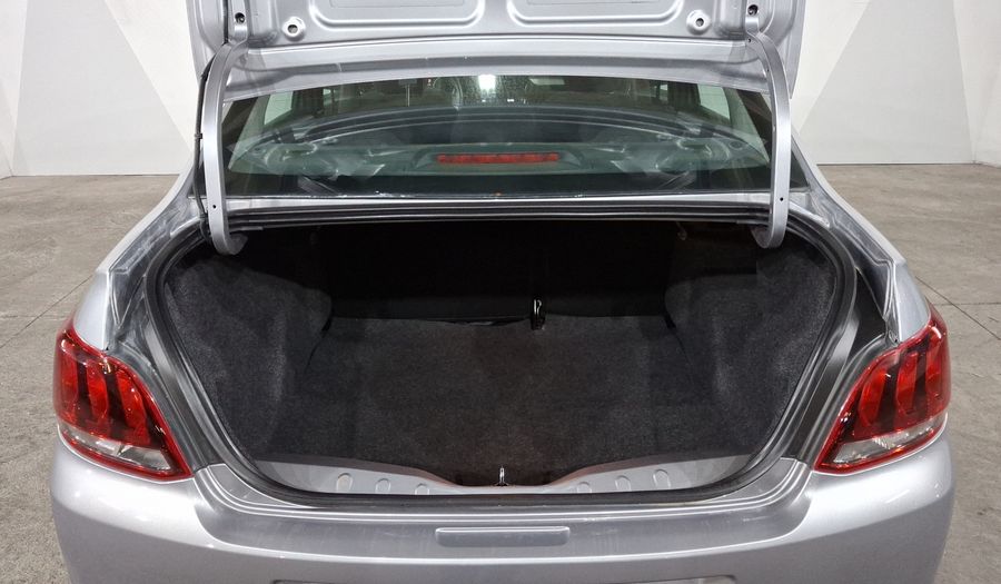 Peugeot 301 1.6 ALLURE AT 6VEL Sedan 2018