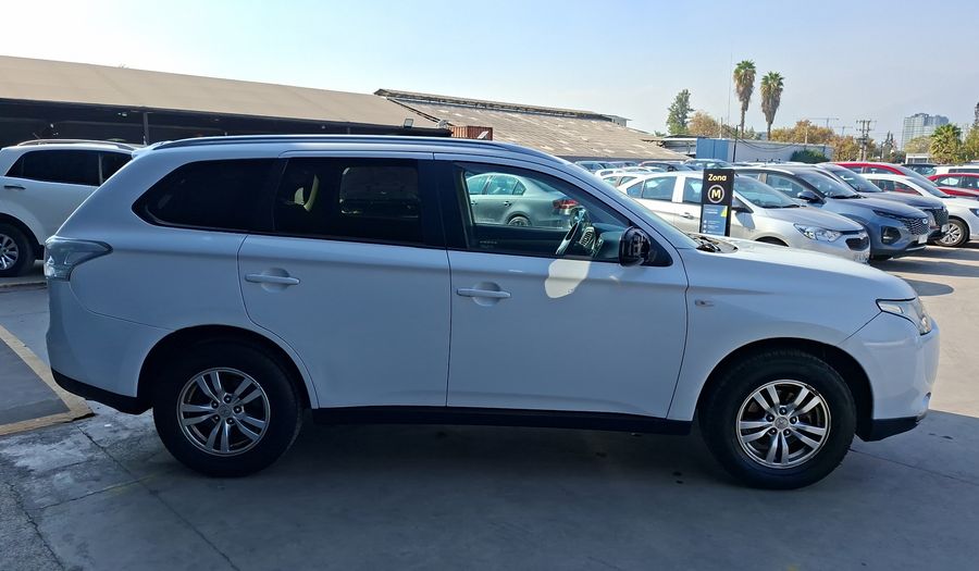 Mitsubishi Outlander 2.0 Suv 2015