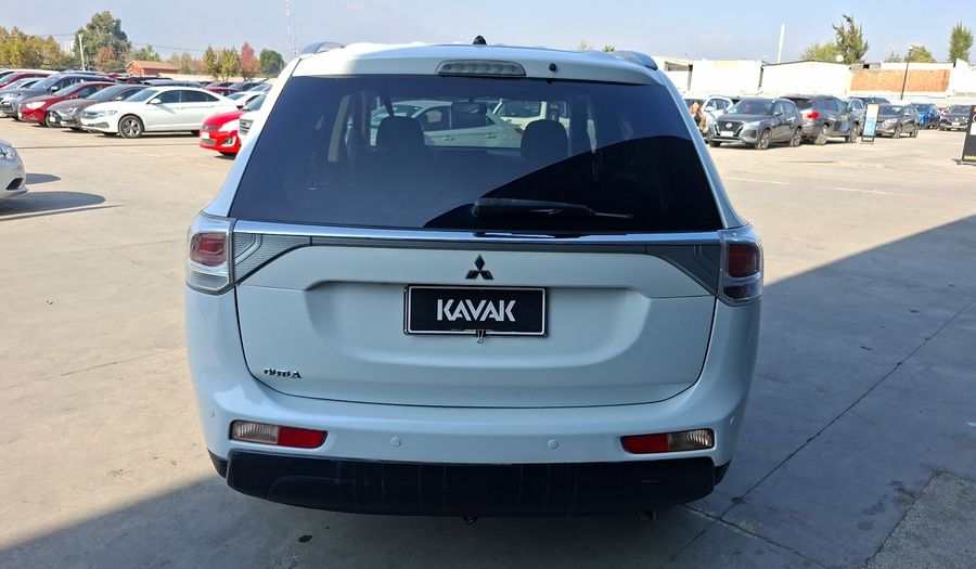 Mitsubishi Outlander 2.0 Suv 2015