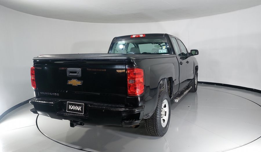 Chevrolet Silverado 2500 5.3 CAB EXTENDIDA A V8 AT Pickup 2015