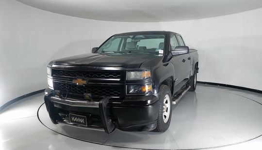 Chevrolet • Silverado 2500