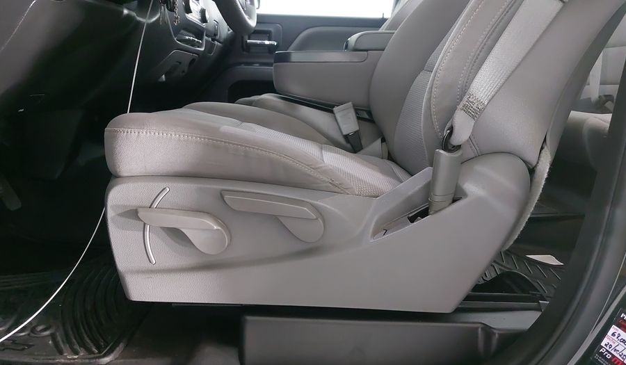 Chevrolet Silverado 2500 5.3 CAB EXTENDIDA A V8 AT Pickup 2015