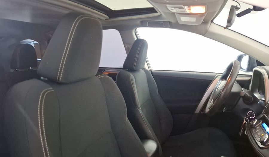 Toyota Rav4 2.5 XLE AWD AT Suv 2014