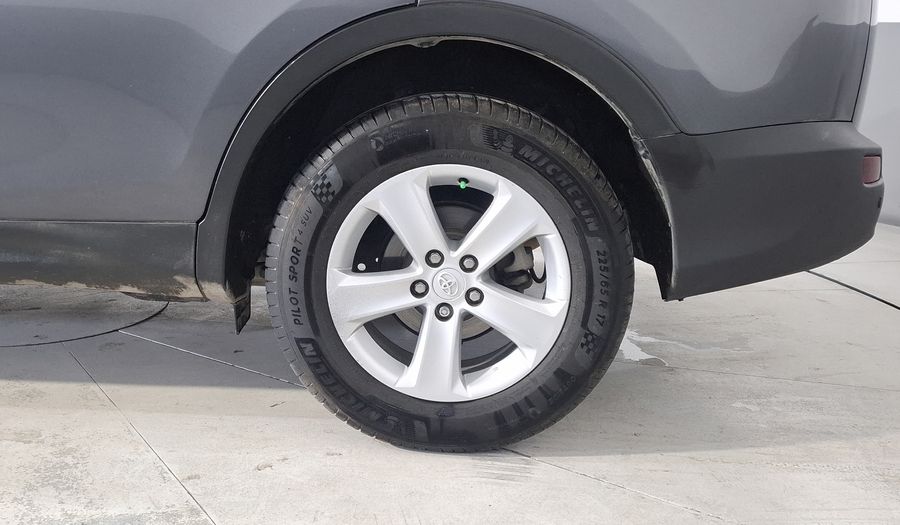 Toyota Rav4 2.5 XLE AWD AT Suv 2014