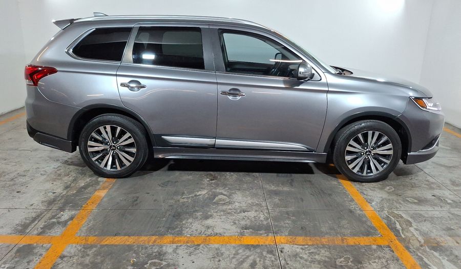 Mitsubishi Outlander 2.4 LIMITED CVT Suv 2019