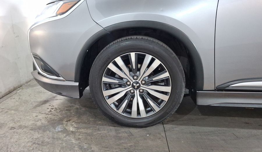 Mitsubishi Outlander 2.4 LIMITED CVT Suv 2019
