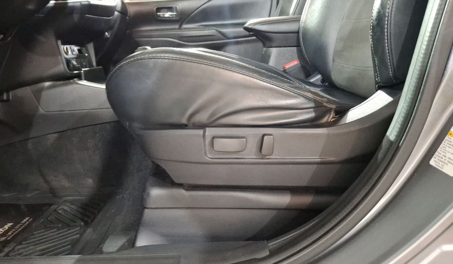 Mitsubishi Outlander 2.4 LIMITED CVT Suv 2019