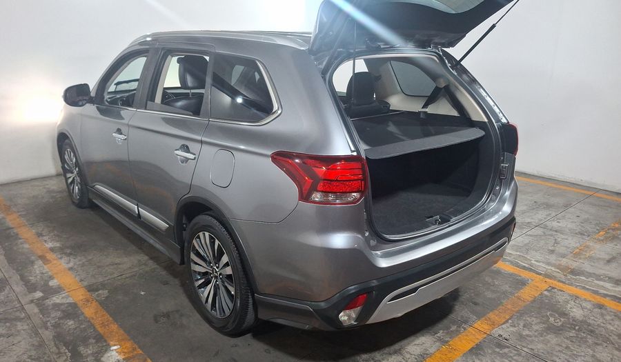 Mitsubishi Outlander 2.4 LIMITED CVT Suv 2019