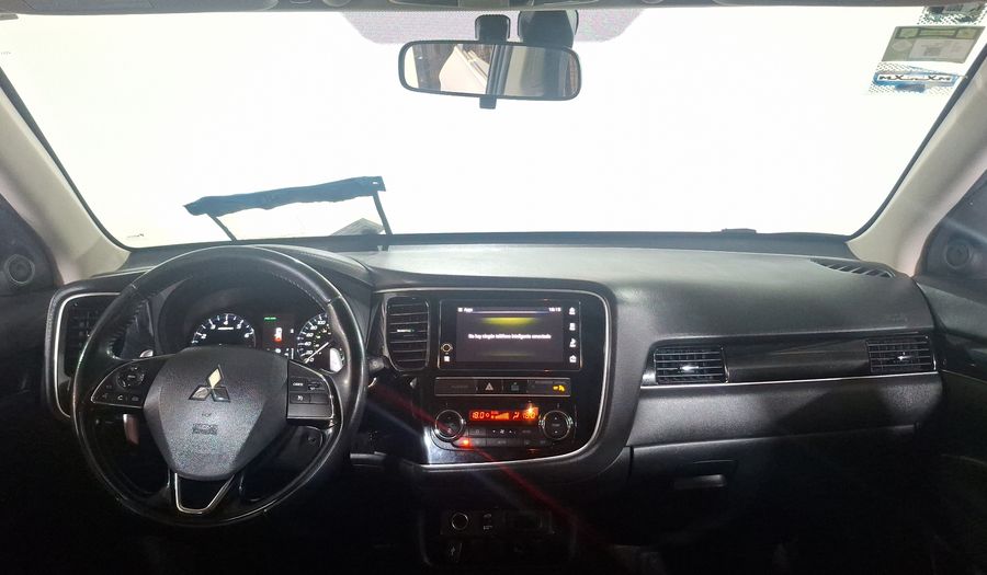 Mitsubishi Outlander 2.4 LIMITED CVT Suv 2019
