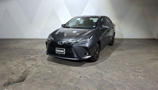 Toyota • Yaris