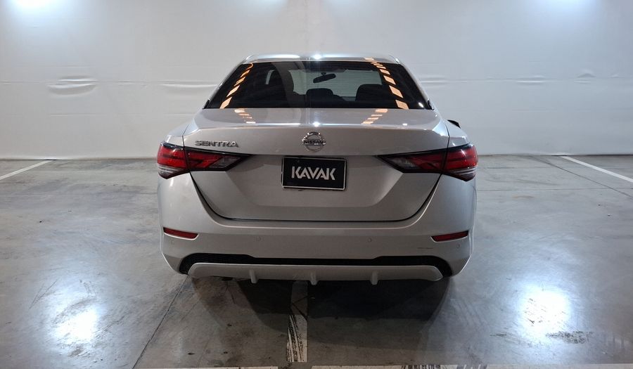 Nissan Sentra 2.0 ADVANCE Sedan 2020