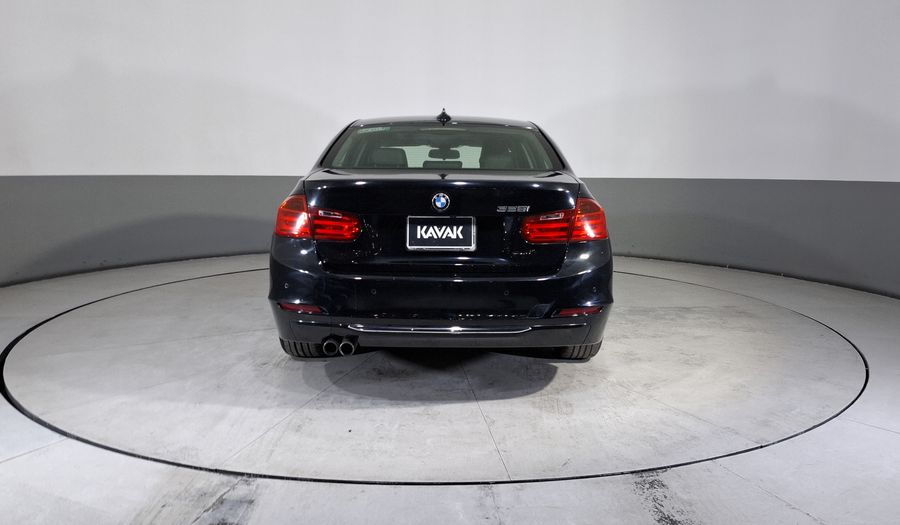 Bmw Serie 3 2.0 328IA LUXURY LINE Sedan 2015