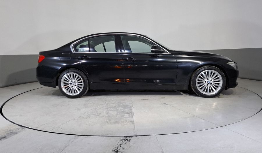 Bmw Serie 3 2.0 328IA LUXURY LINE Sedan 2015