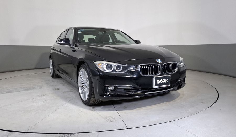 Bmw Serie 3 2.0 328IA LUXURY LINE Sedan 2015