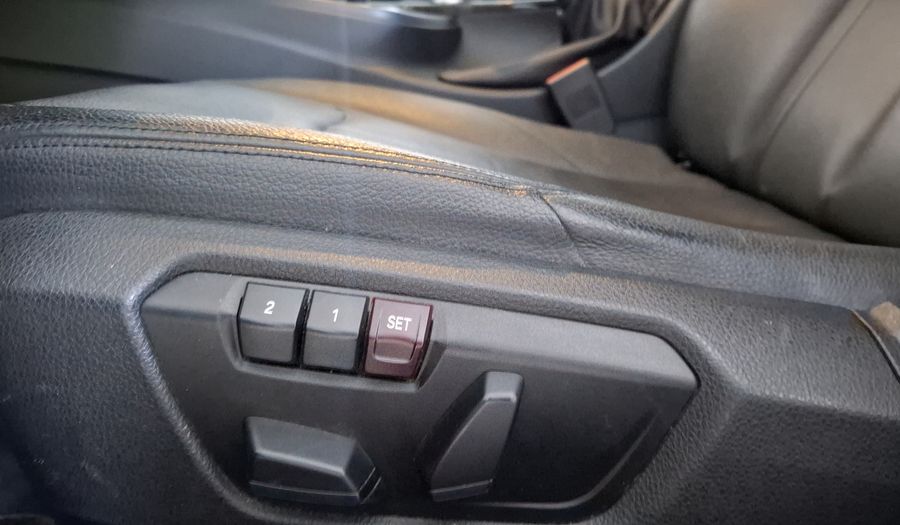 Bmw Serie 3 2.0 328IA LUXURY LINE Sedan 2015