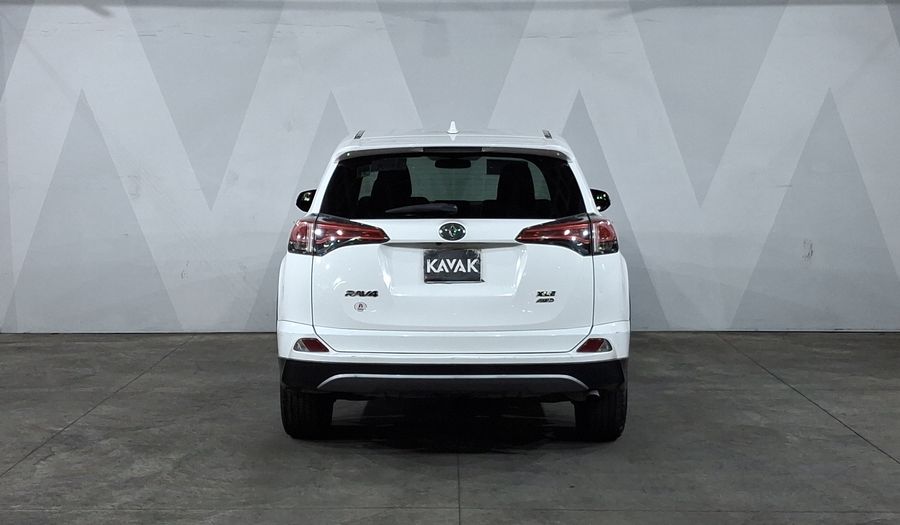 Toyota Rav4 2.5 XLE AWD AT Suv 2018