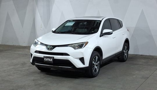 Toyota • RAV4