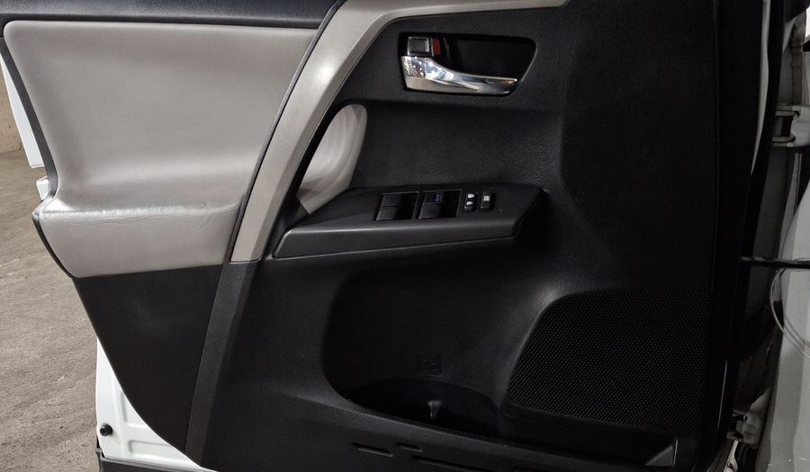 Toyota Rav4 2.5 XLE AWD AT Suv 2018